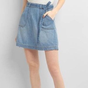 Gap high waisted denim skirt